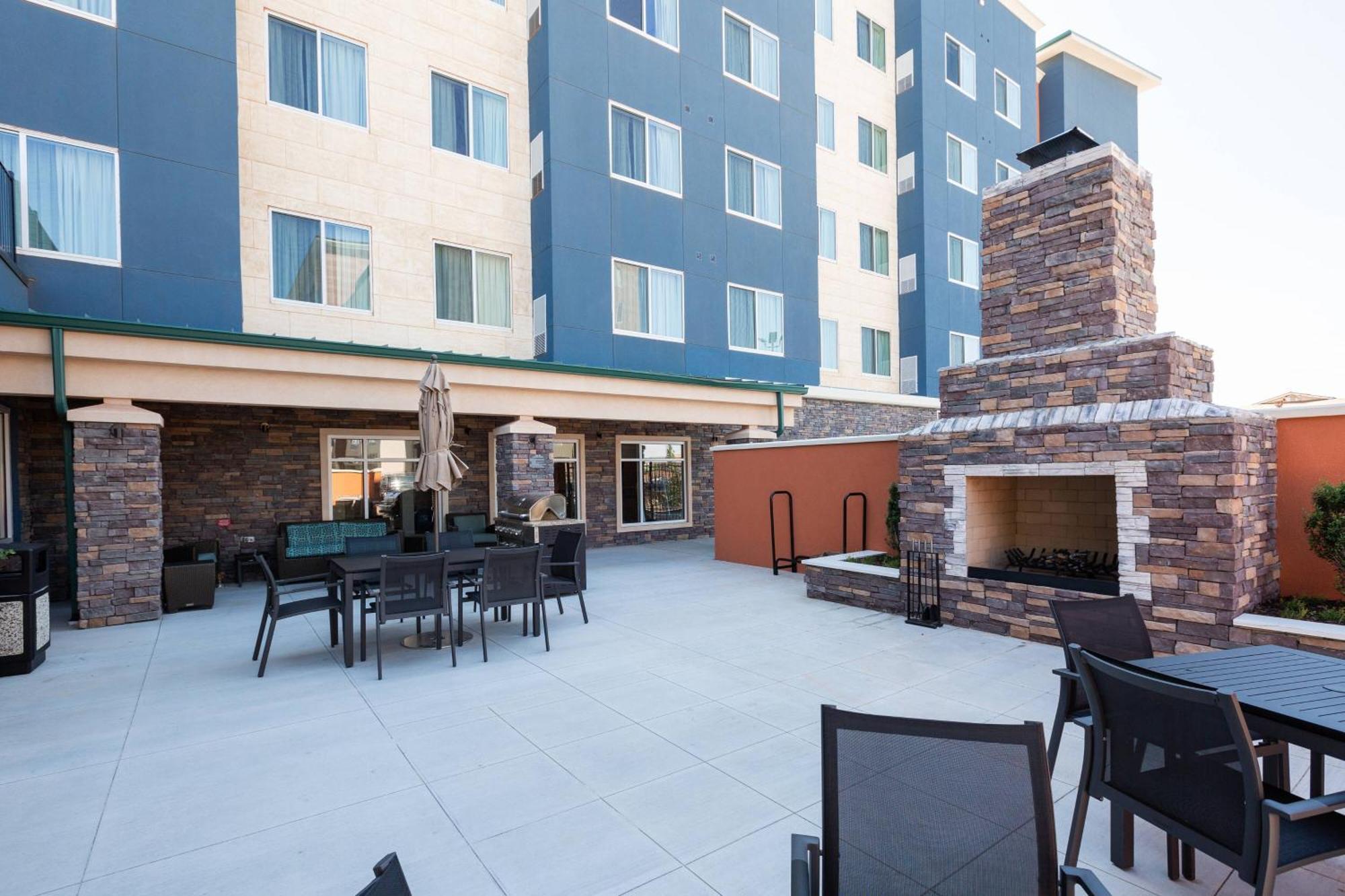 Residence Inn By Marriott Oklahoma City Airport Buitenkant foto
