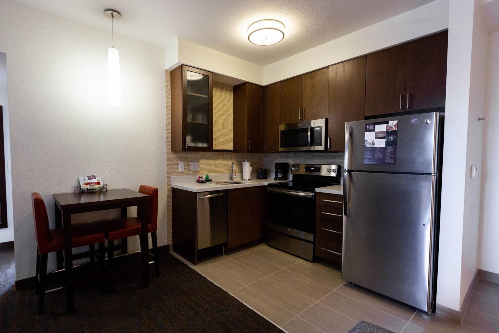 Residence Inn By Marriott Oklahoma City Airport Buitenkant foto